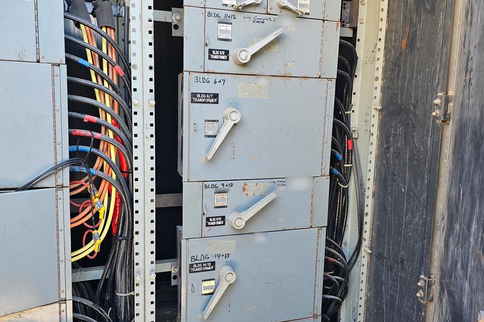 Commercial distribution switchboard with transformer feeders during a load study